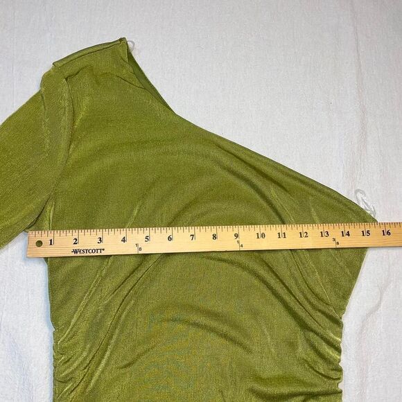 One Shoulder Asymmetrical Green Midi Dress - Picture 4 of 8